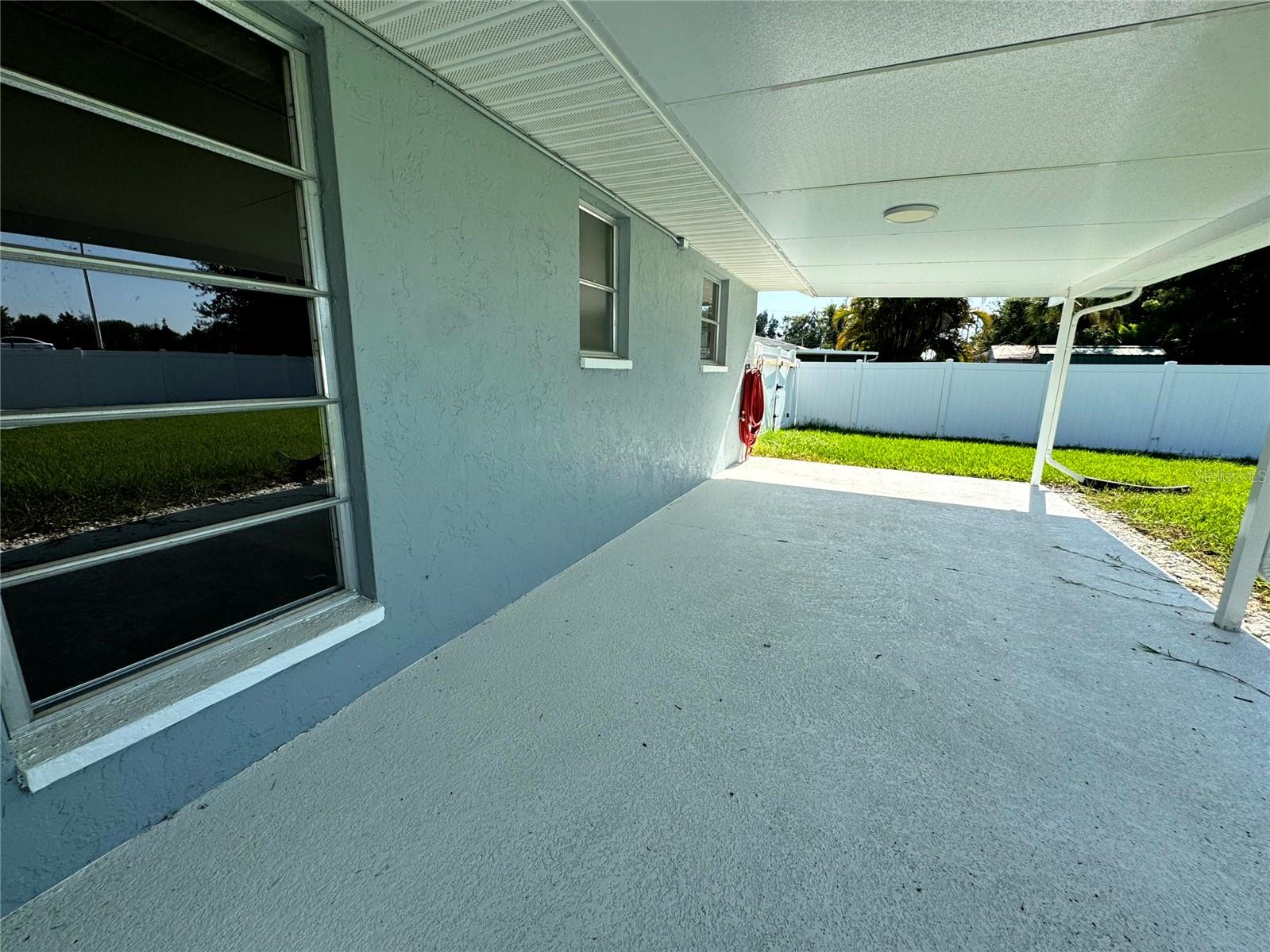 Image 59 of 75 For 5608 43rd Avenue E