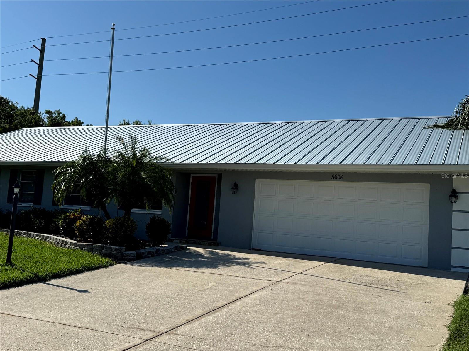 Image 7 of 75 For 5608 43rd Avenue E