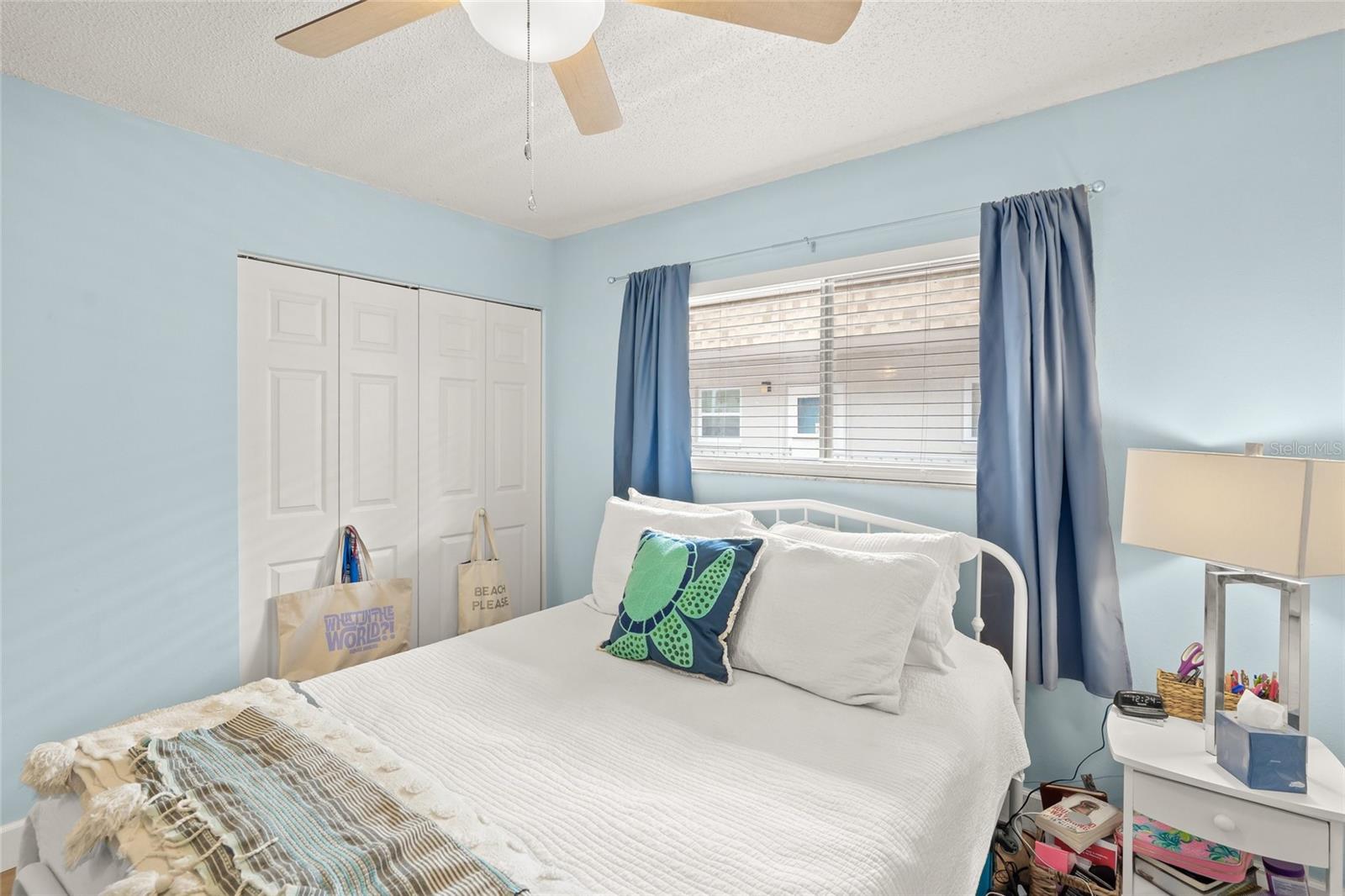 Image 21 of 31 For 1310 Glen Oaks Drive E 391e