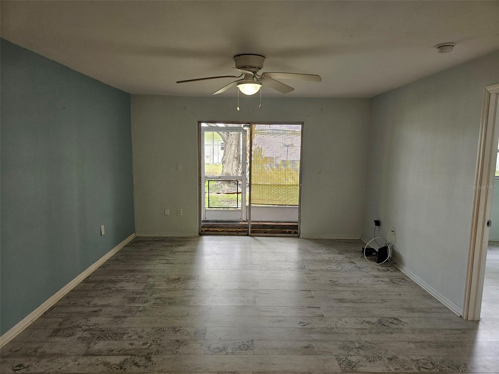 Image 6 of 26 For 5503 Fountain Lake Circle A104