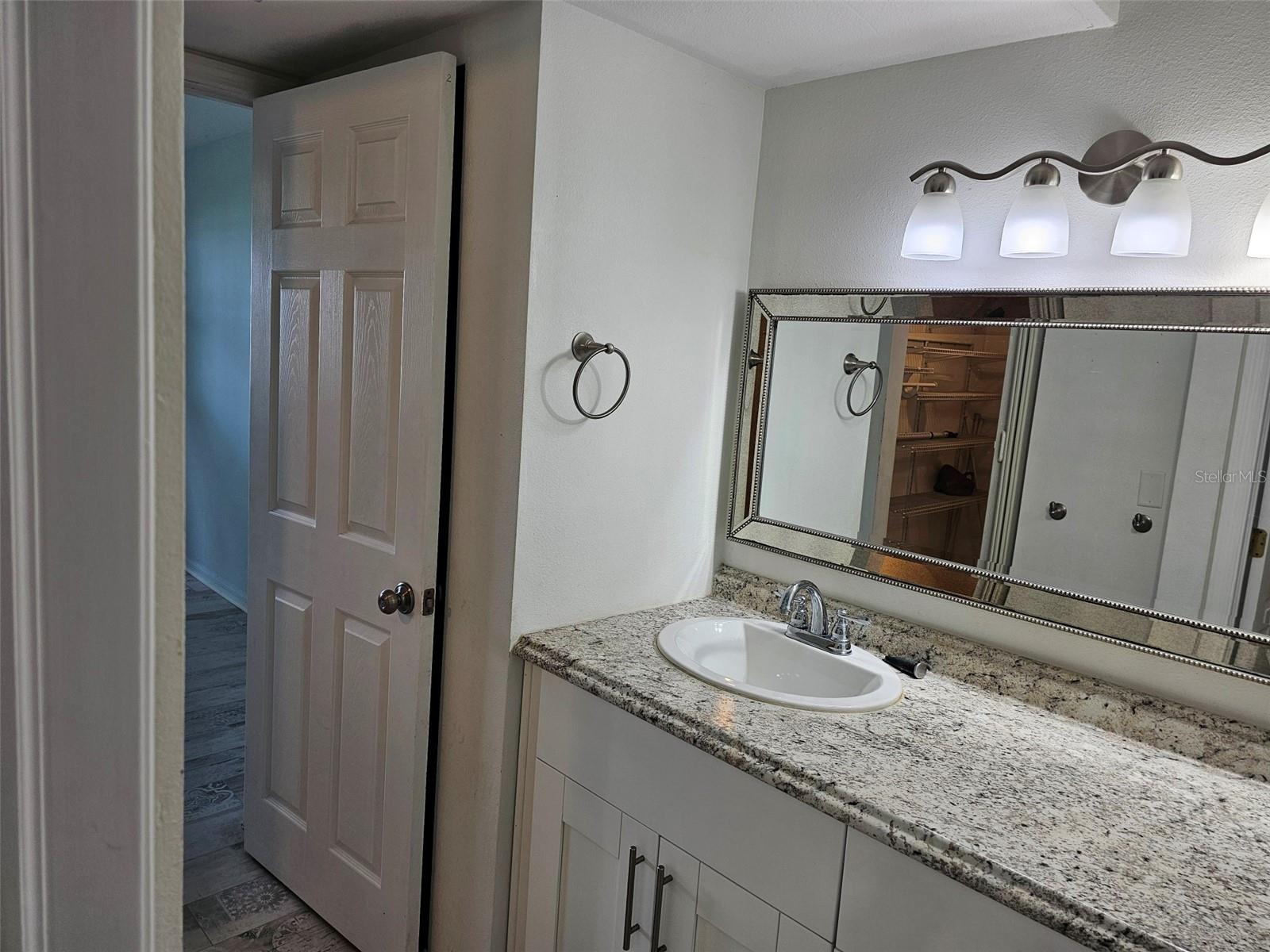 Image 9 of 26 For 5503 Fountain Lake Circle A104