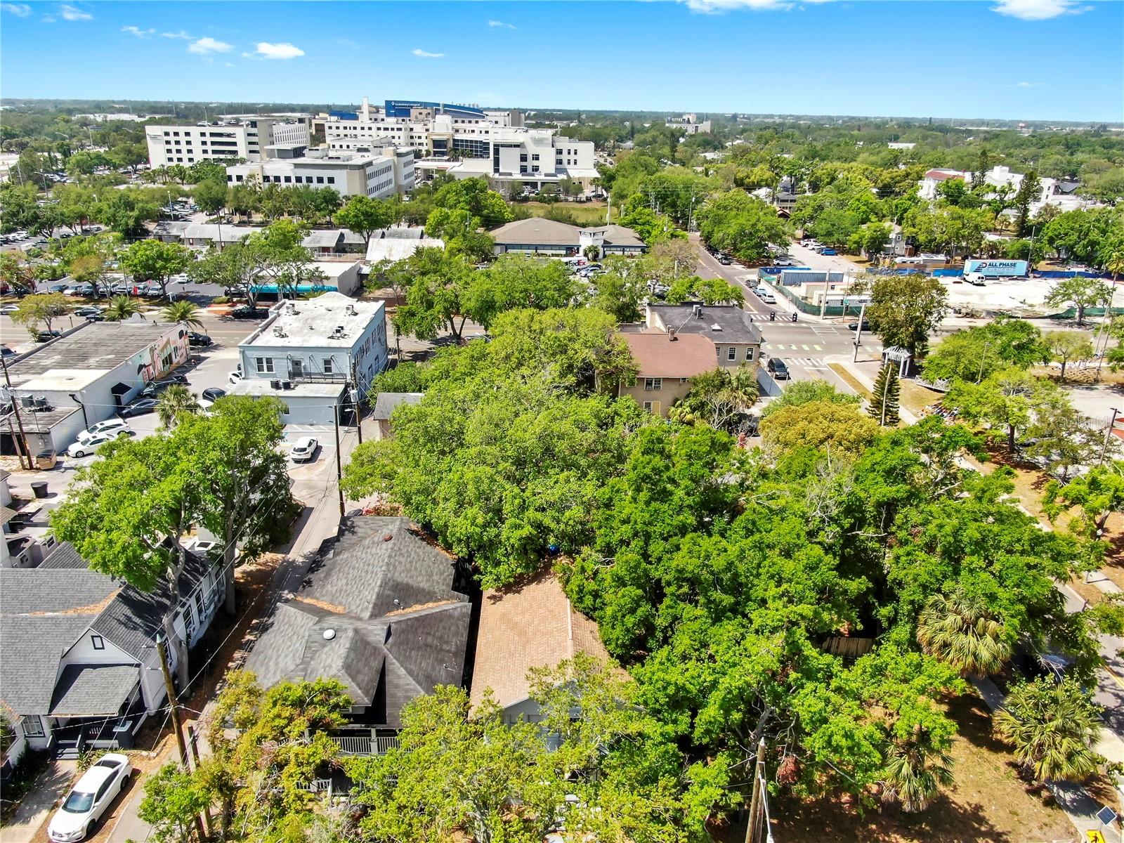Image 4 of 11 For 626 Highland Street N 2