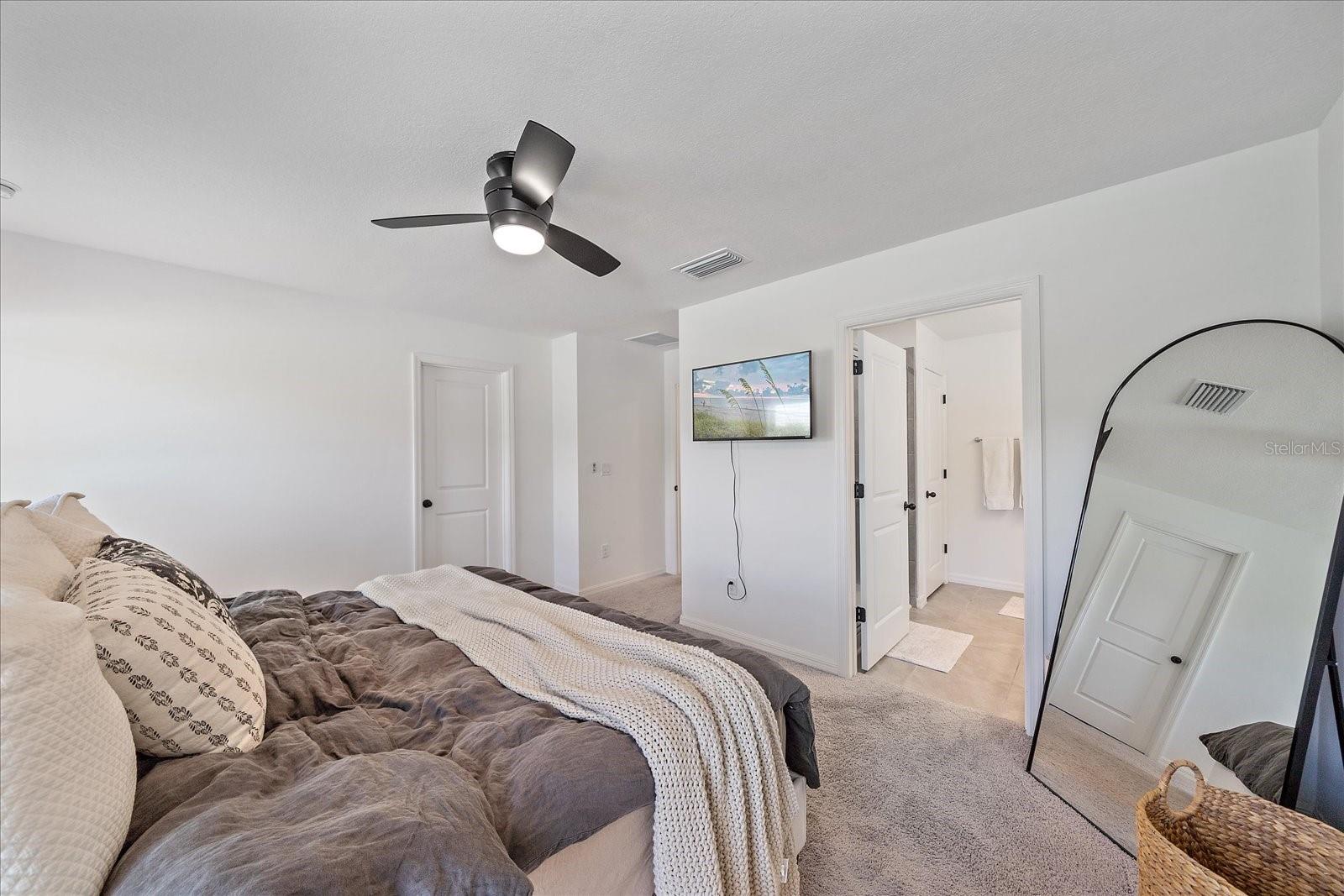 Image 19 of 29 For 9018 Sandy Bluffs Circle