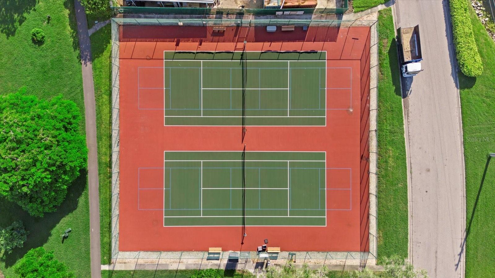 Image 25 of 27 For 4852 Independence Drive