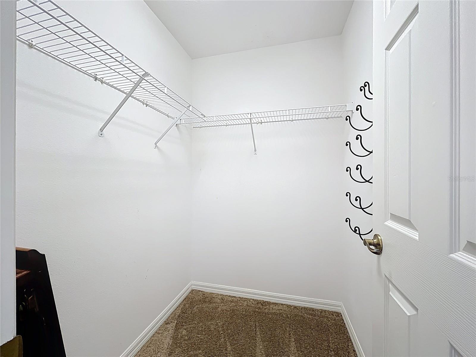 Image 16 of 29 For 5195 Highbury Circle