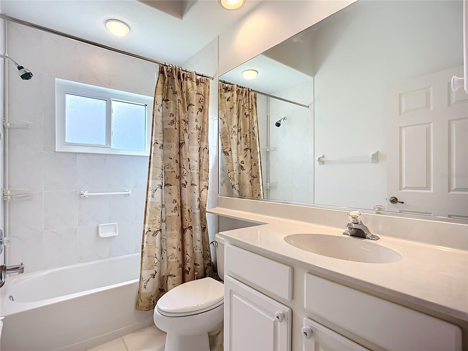 Image 17 of 29 For 5195 Highbury Circle