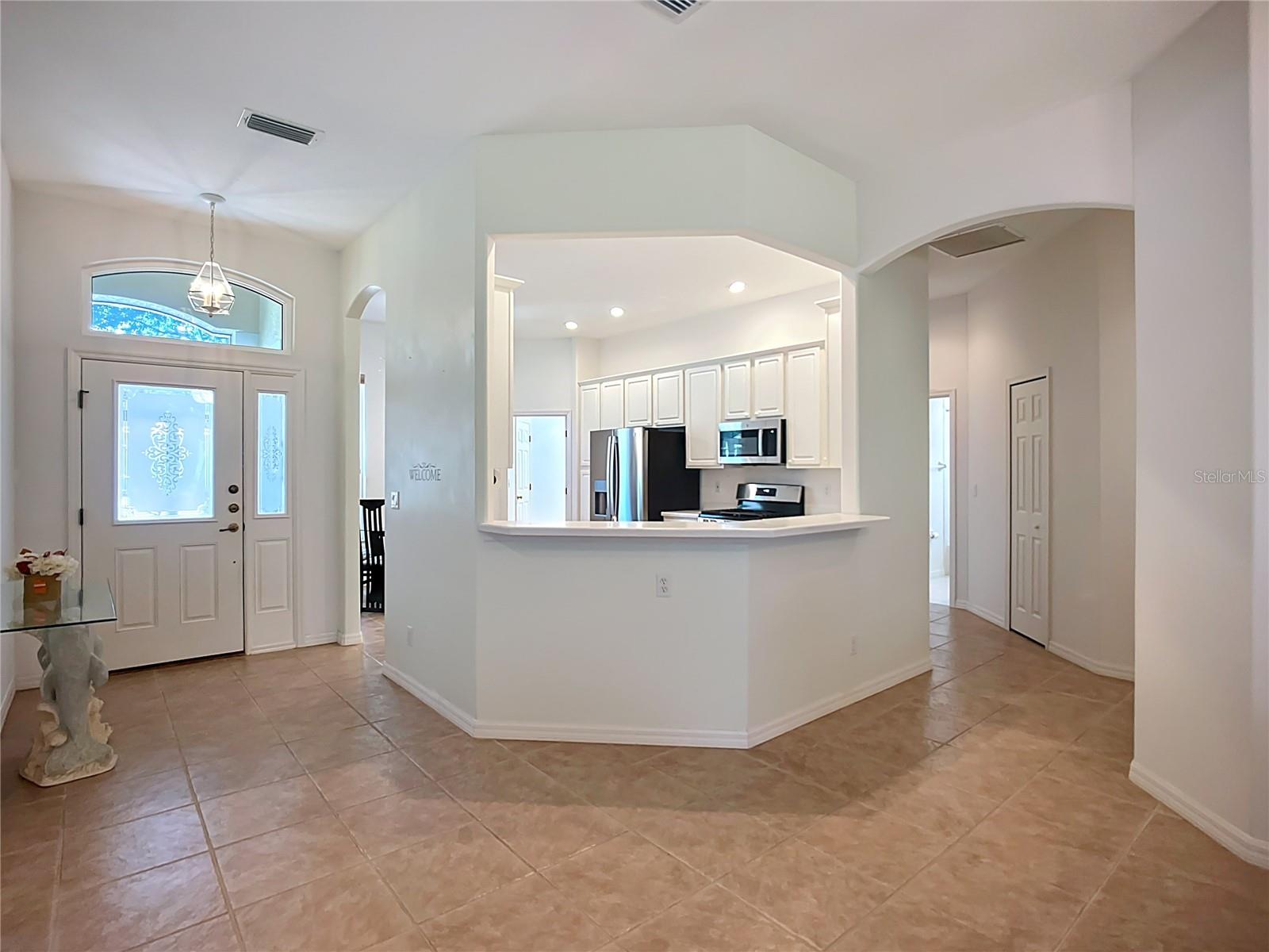 Image 4 of 29 For 5195 Highbury Circle