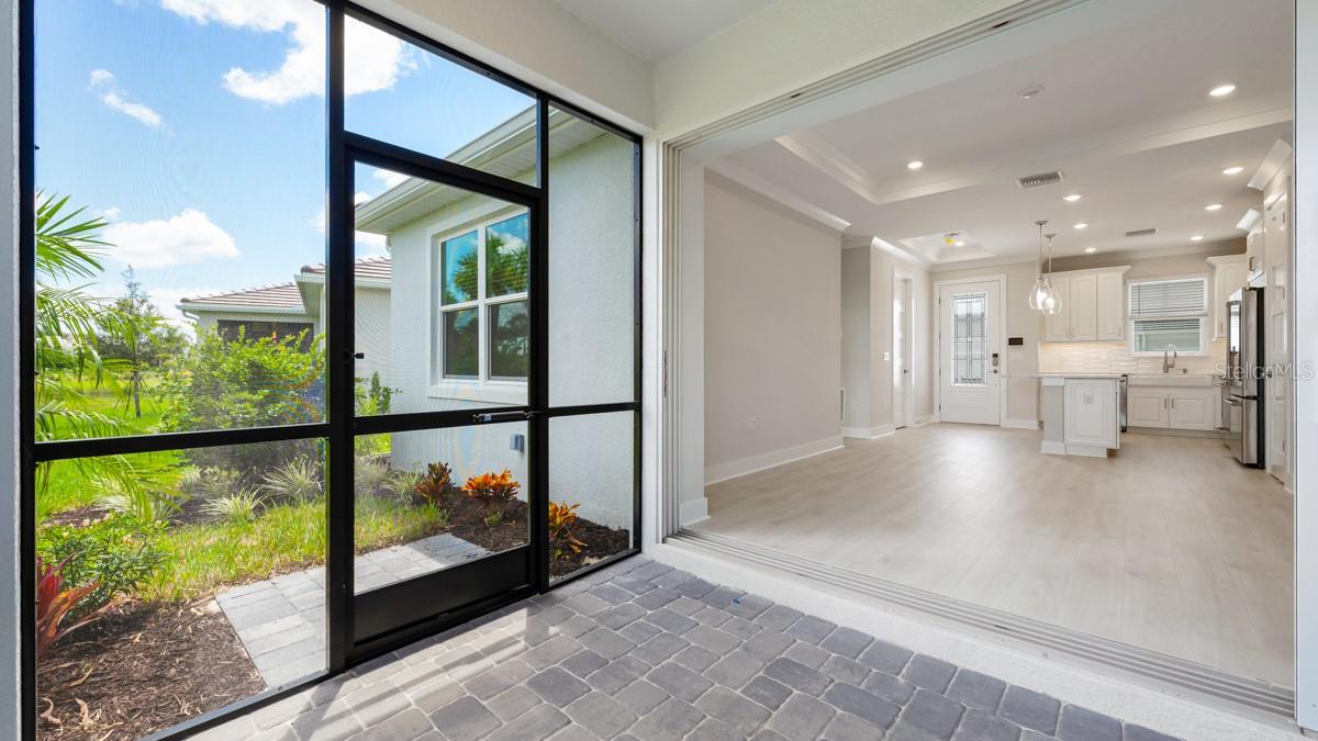 Image 24 of 55 For 4070 Santa Caterina Boulevard 102