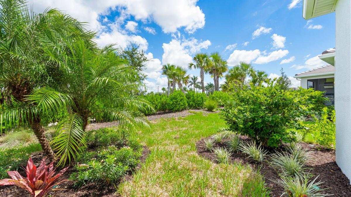 Image 26 of 55 For 4070 Santa Caterina Boulevard 102