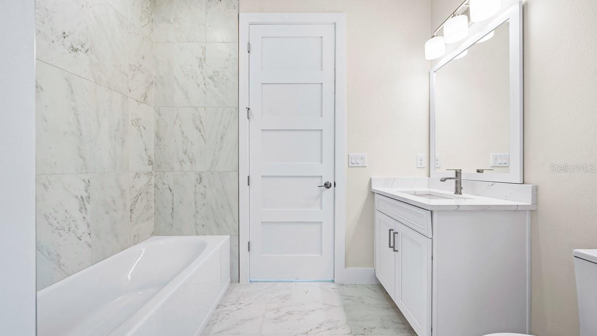 Image 22 of 58 For 4066 Santa Caterina Boulevard 101
