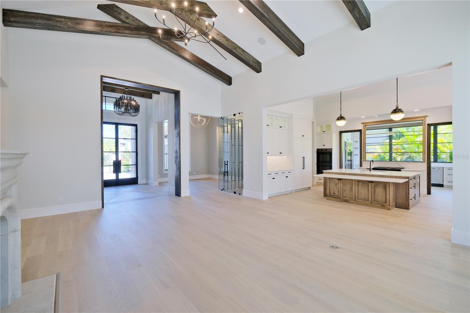 Image 14 of 85 For 14758 Como Circle