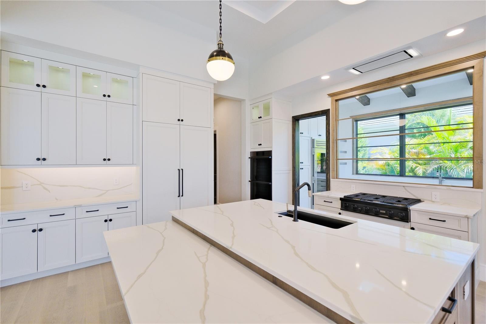 Image 16 of 85 For 14758 Como Circle