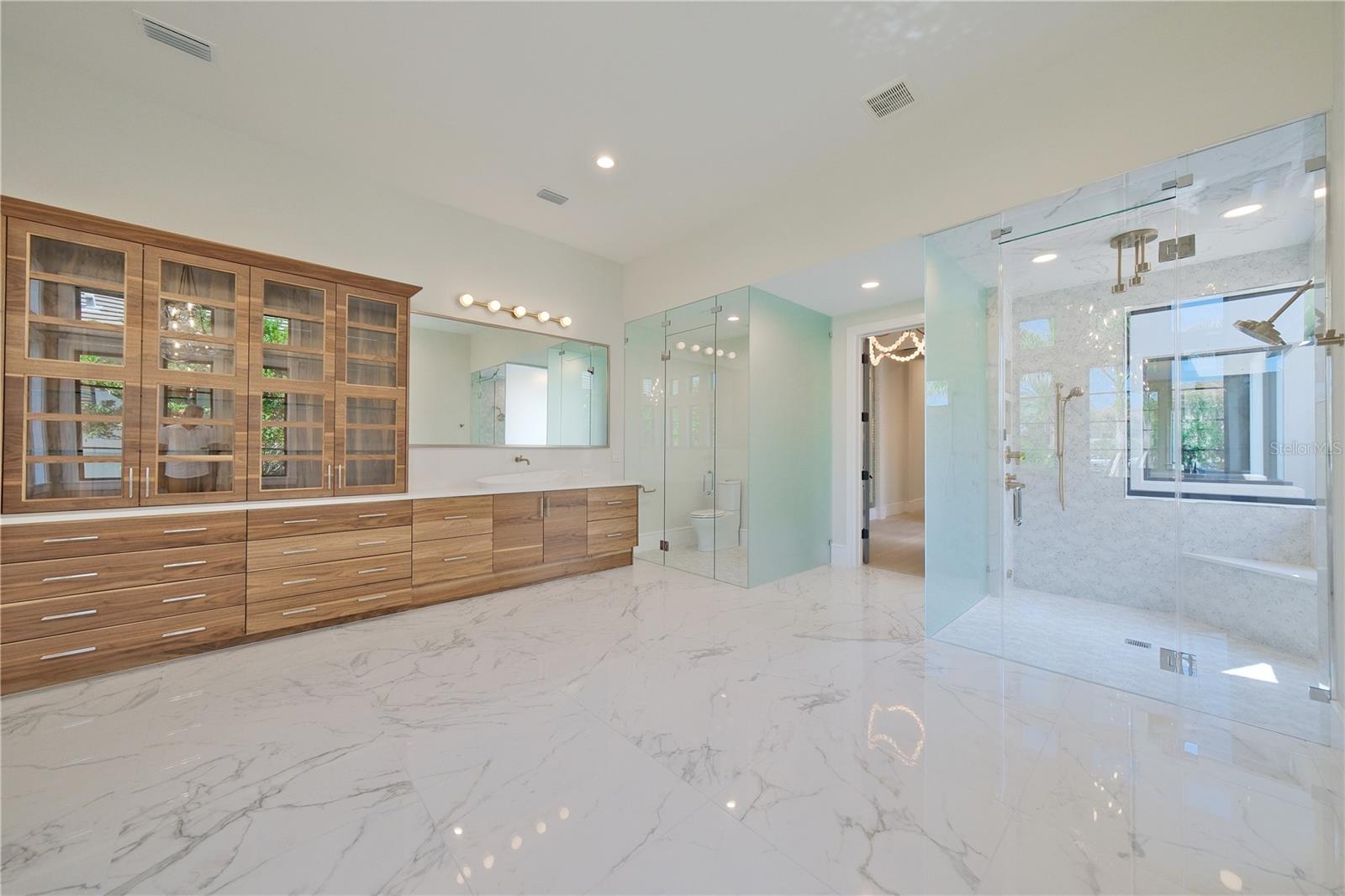 Image 35 of 85 For 14758 Como Circle
