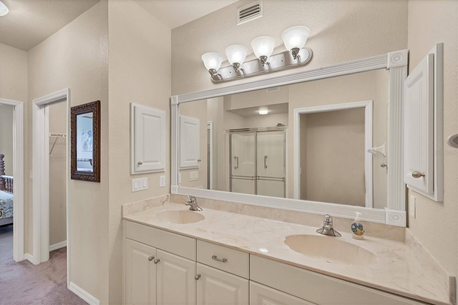 Image 23 of 58 For 4215 Vicenza Drive B1