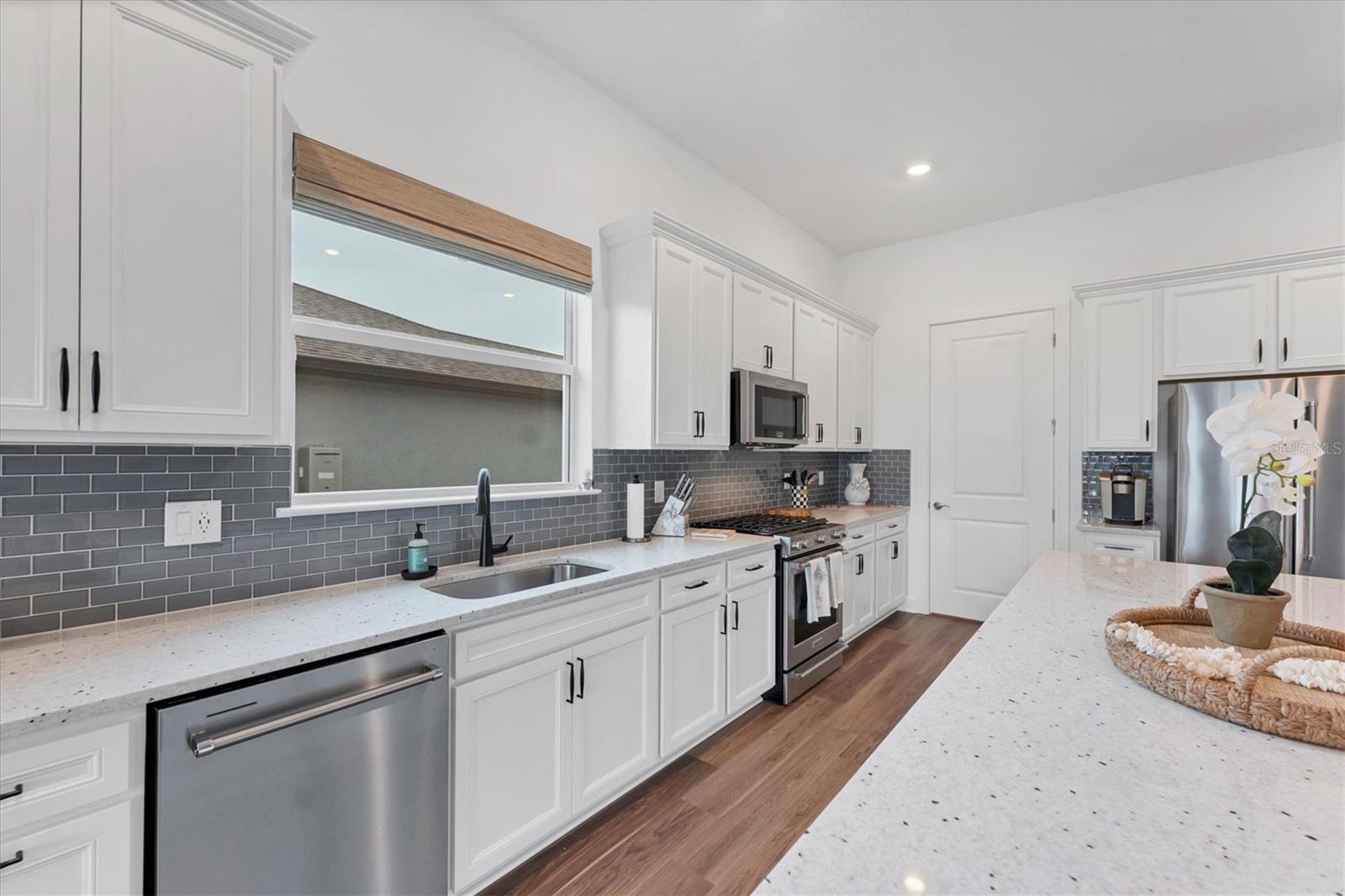 Image 16 of 67 For 10419 Wynward Way
