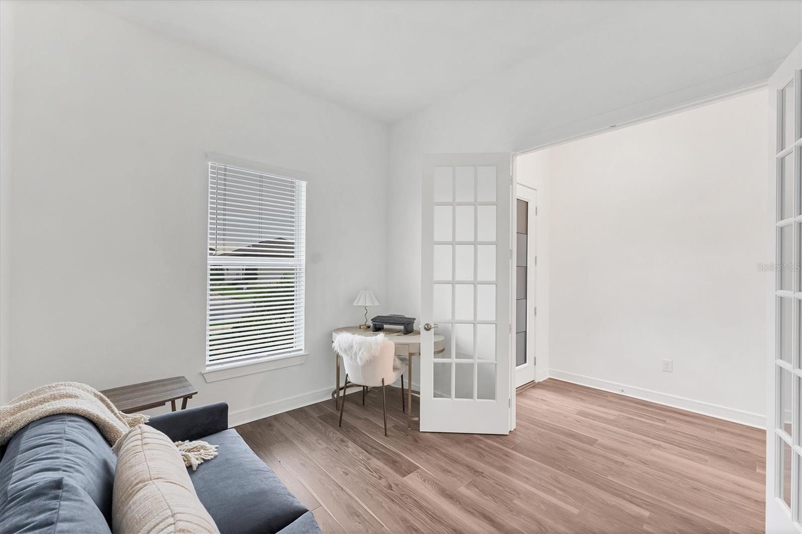 Image 23 of 67 For 10419 Wynward Way