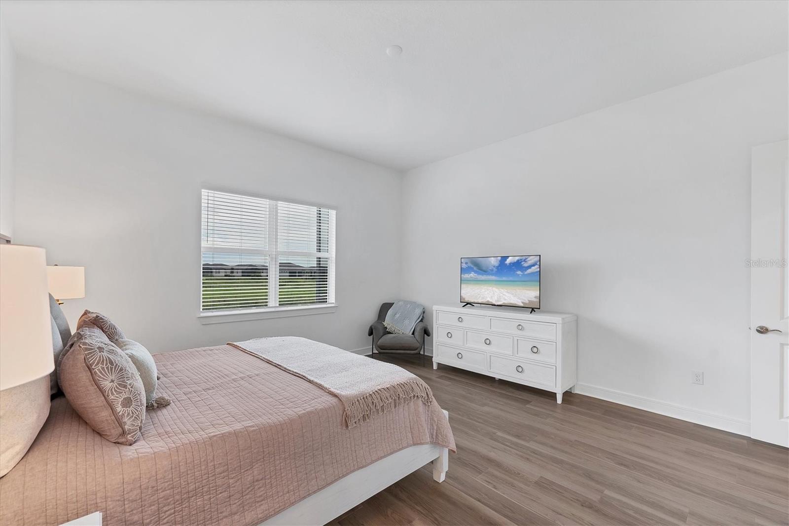 Image 25 of 67 For 10419 Wynward Way
