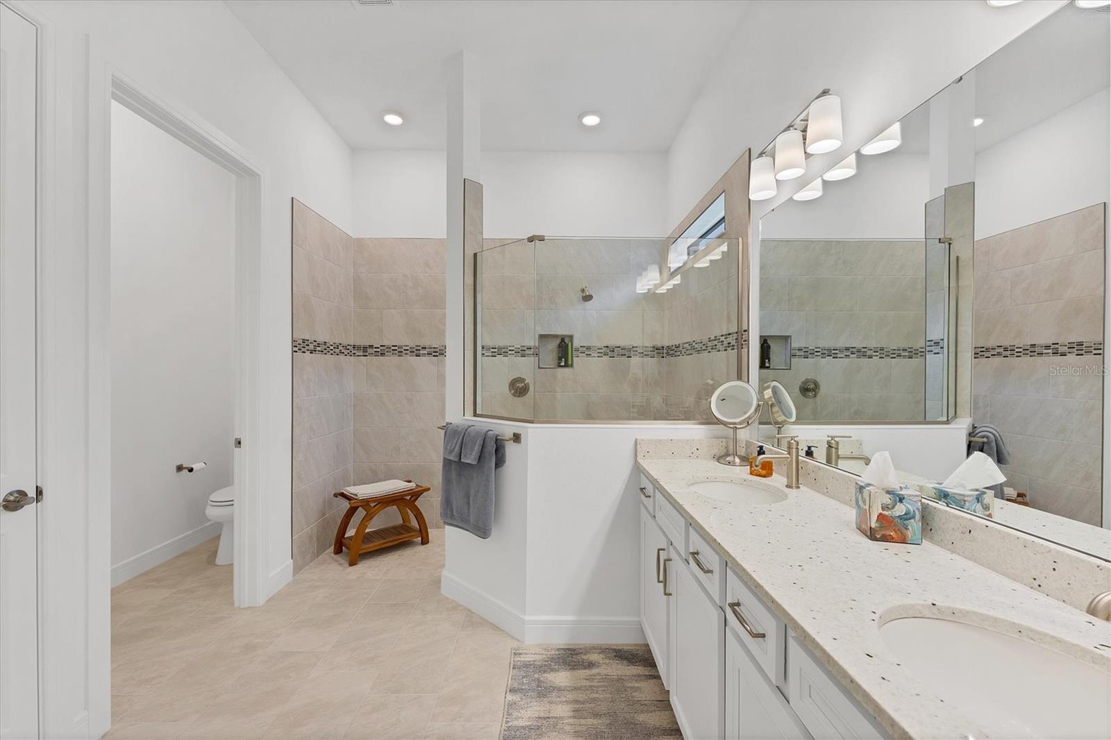 Image 29 of 67 For 10419 Wynward Way