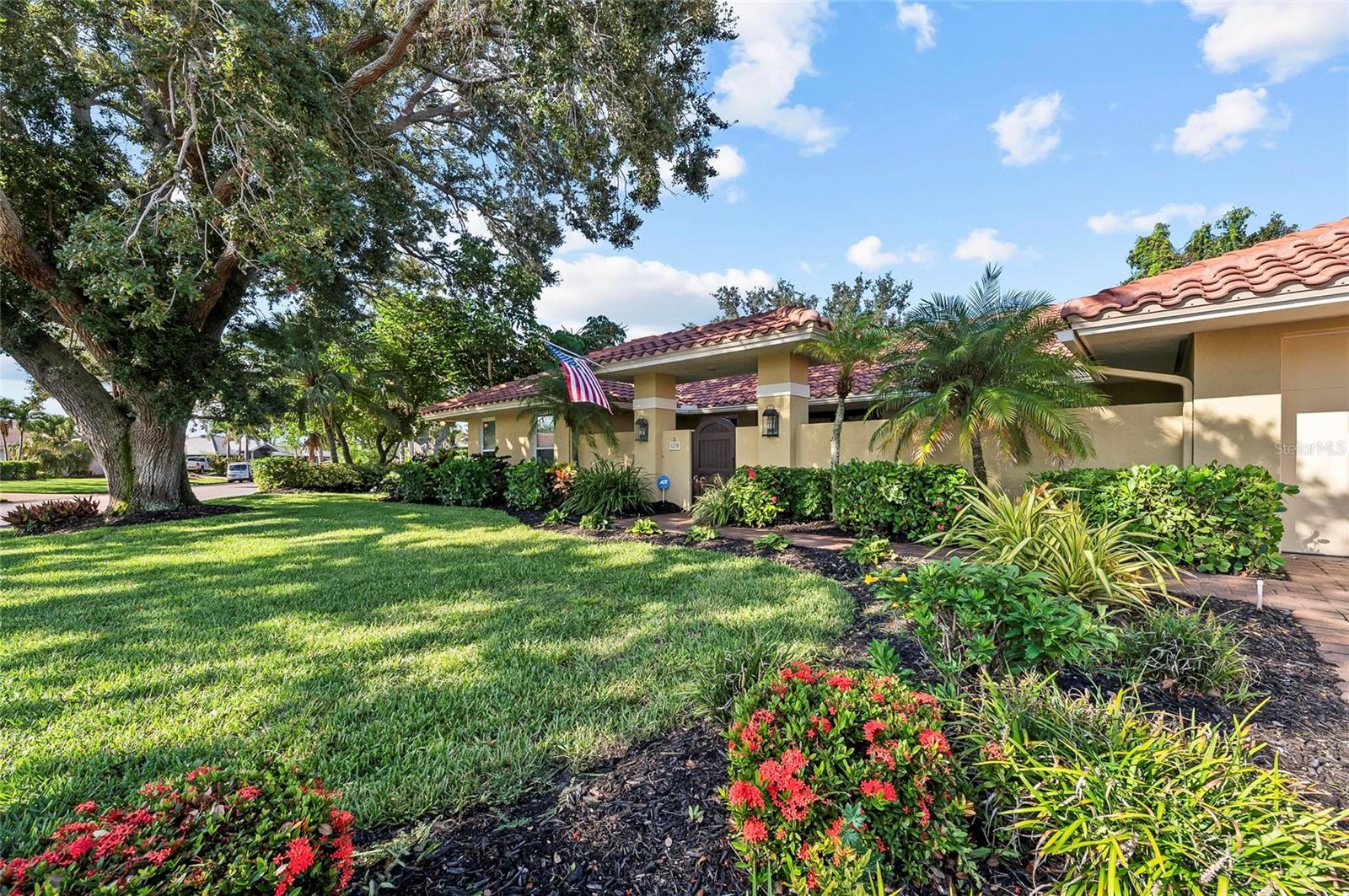 Details for 1218 Yacht Harbor Drive, OSPREY, FL 34229