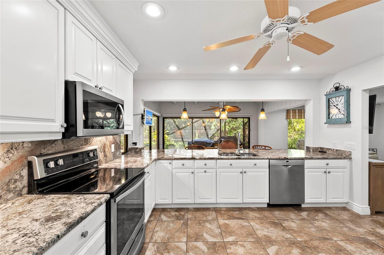 Image 19 of 98 For 1218 Yacht Harbor Drive