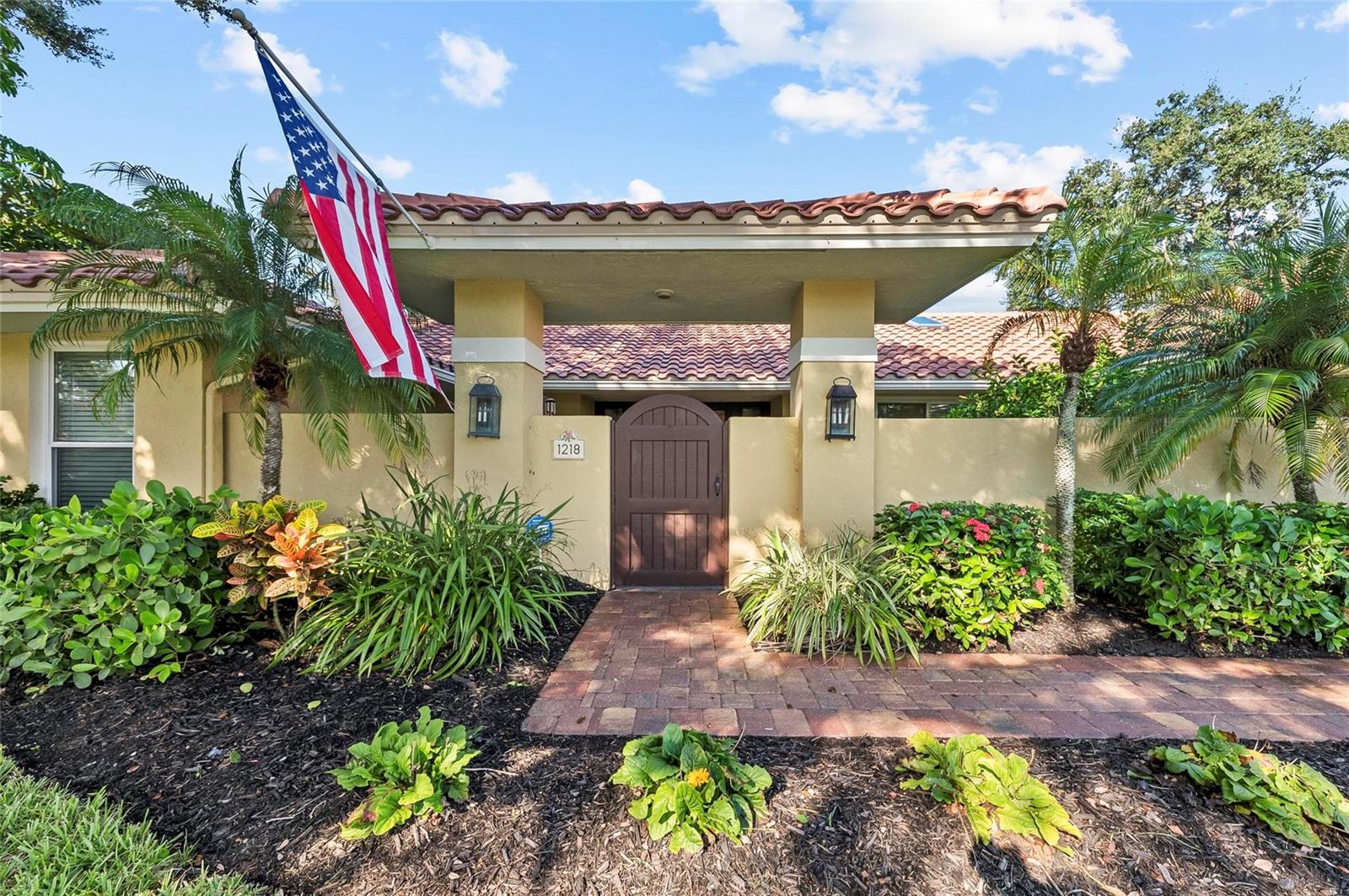 Image 2 of 98 For 1218 Yacht Harbor Drive