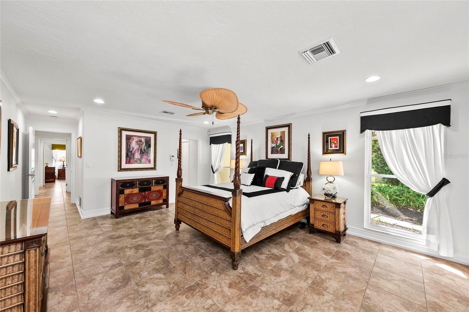Image 33 of 98 For 1218 Yacht Harbor Drive