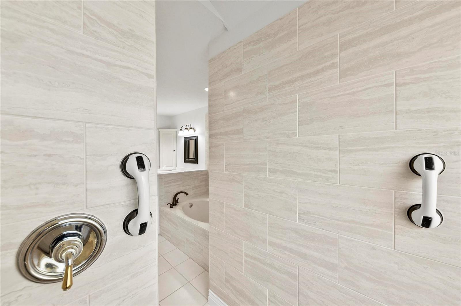 Image 39 of 98 For 1218 Yacht Harbor Drive