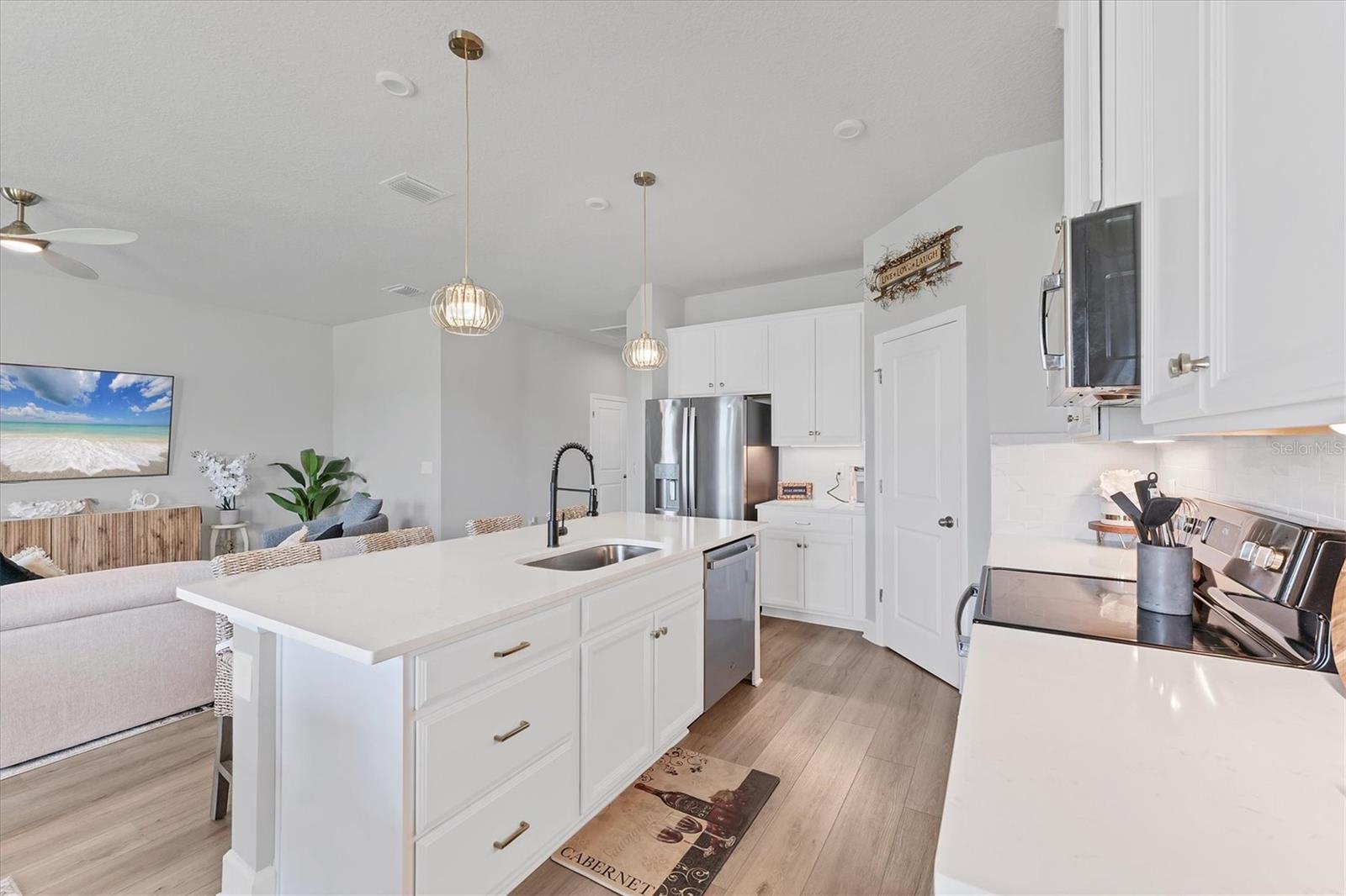 Image 15 of 50 For 6111 116th Avenue E