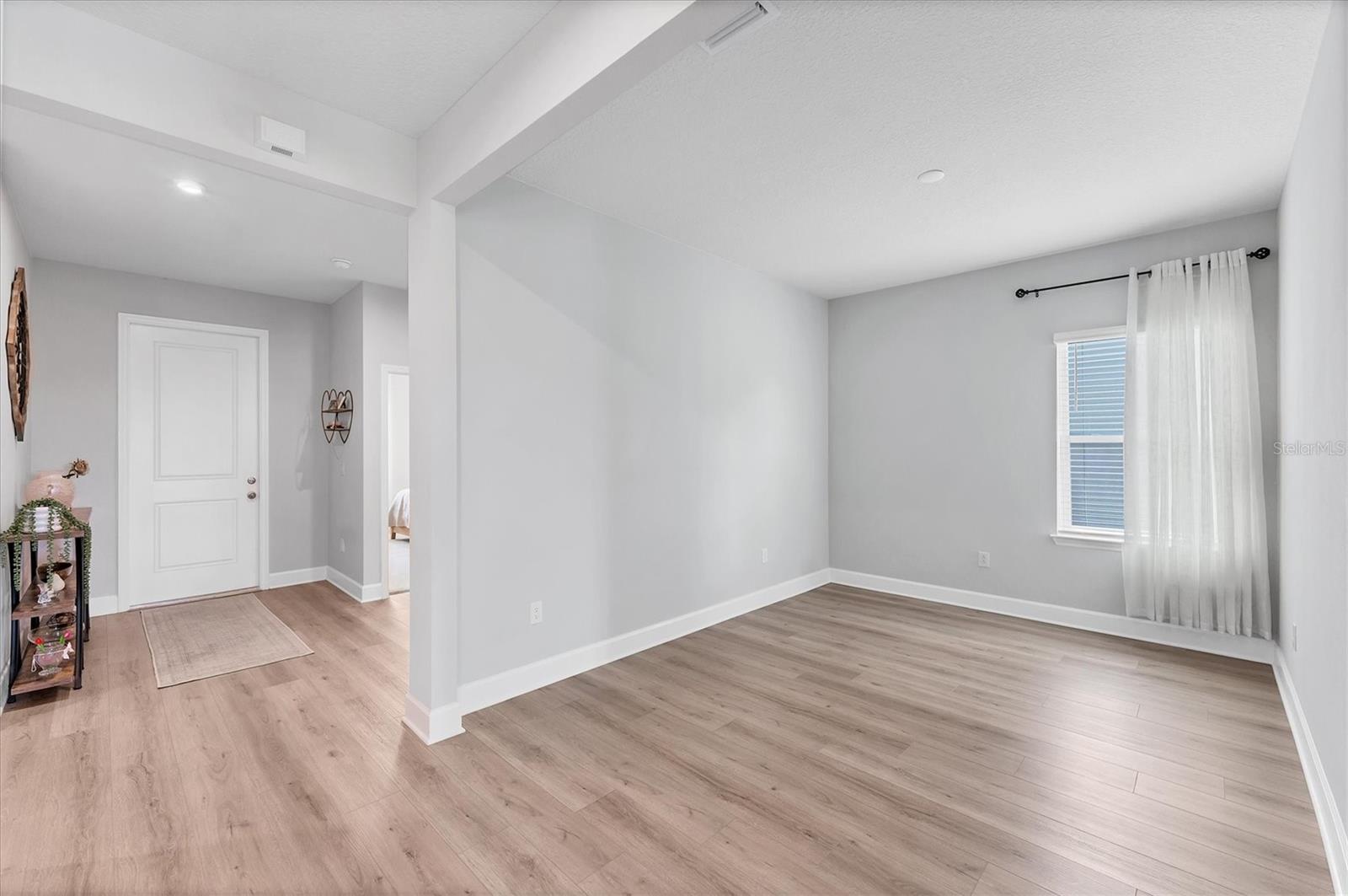 Image 23 of 50 For 6111 116th Avenue E
