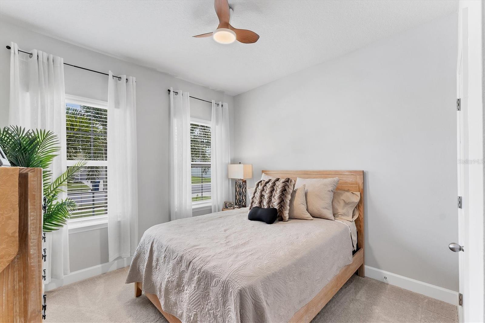 Image 31 of 50 For 6111 116th Avenue E