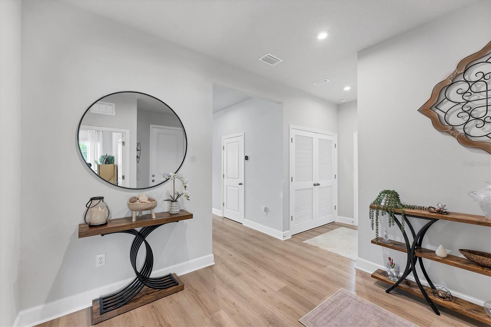 Image 6 of 50 For 6111 116th Avenue E