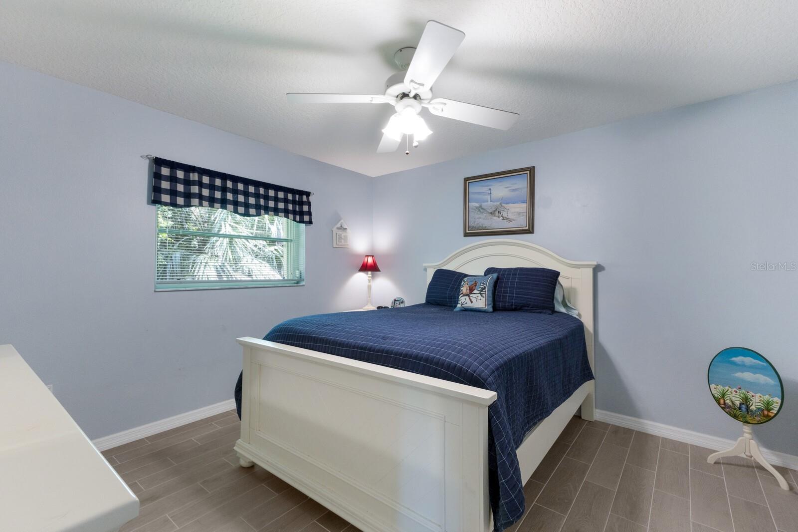 Image 30 of 45 For 498 Lake Of The Woods Drive