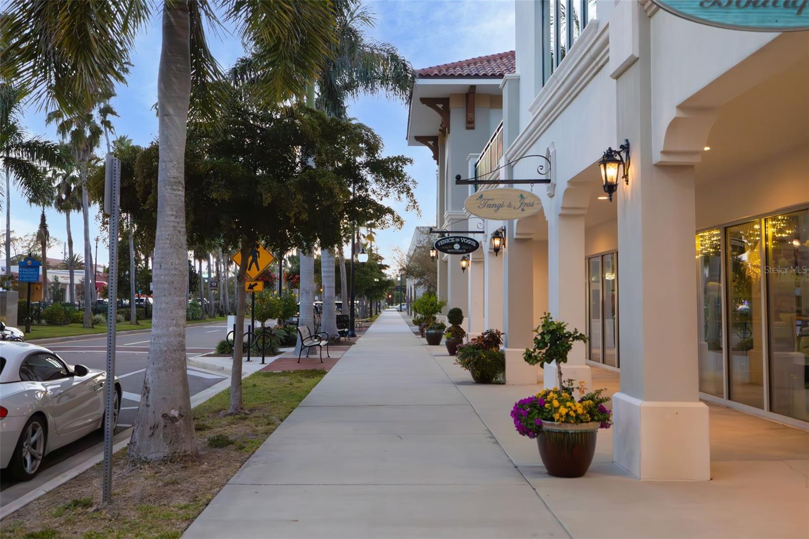 Image 40 of 41 For 462 Briarwood Road