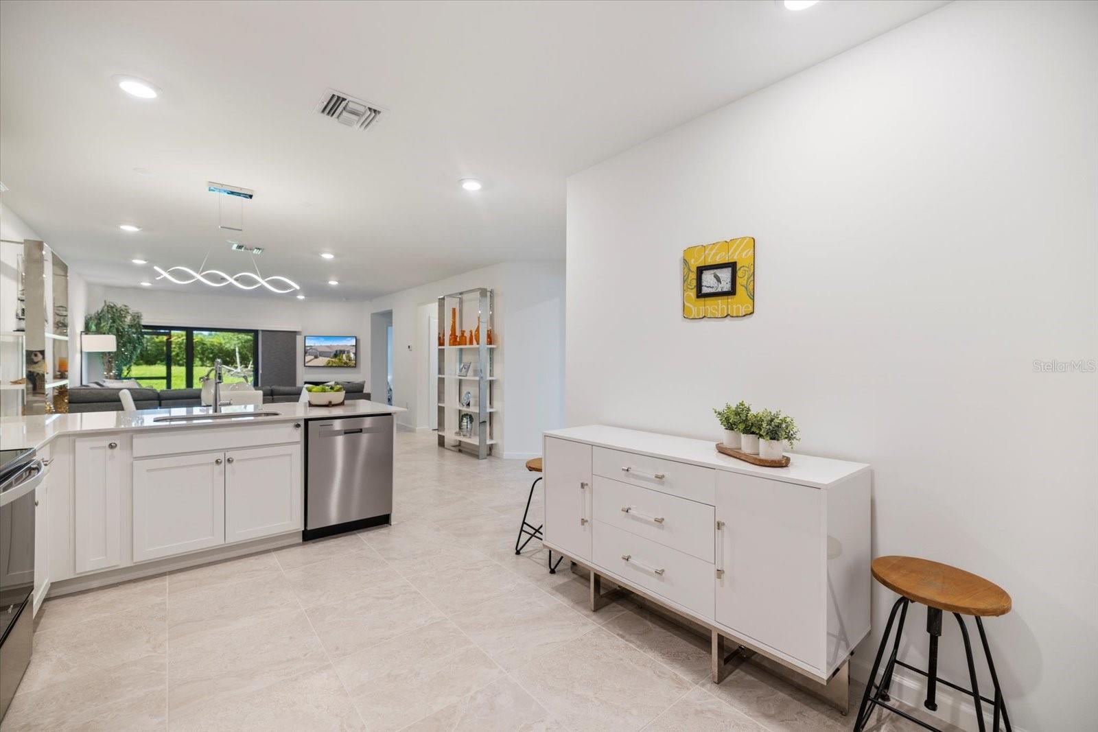 Image 15 of 35 For 6511 Silverstar Drive