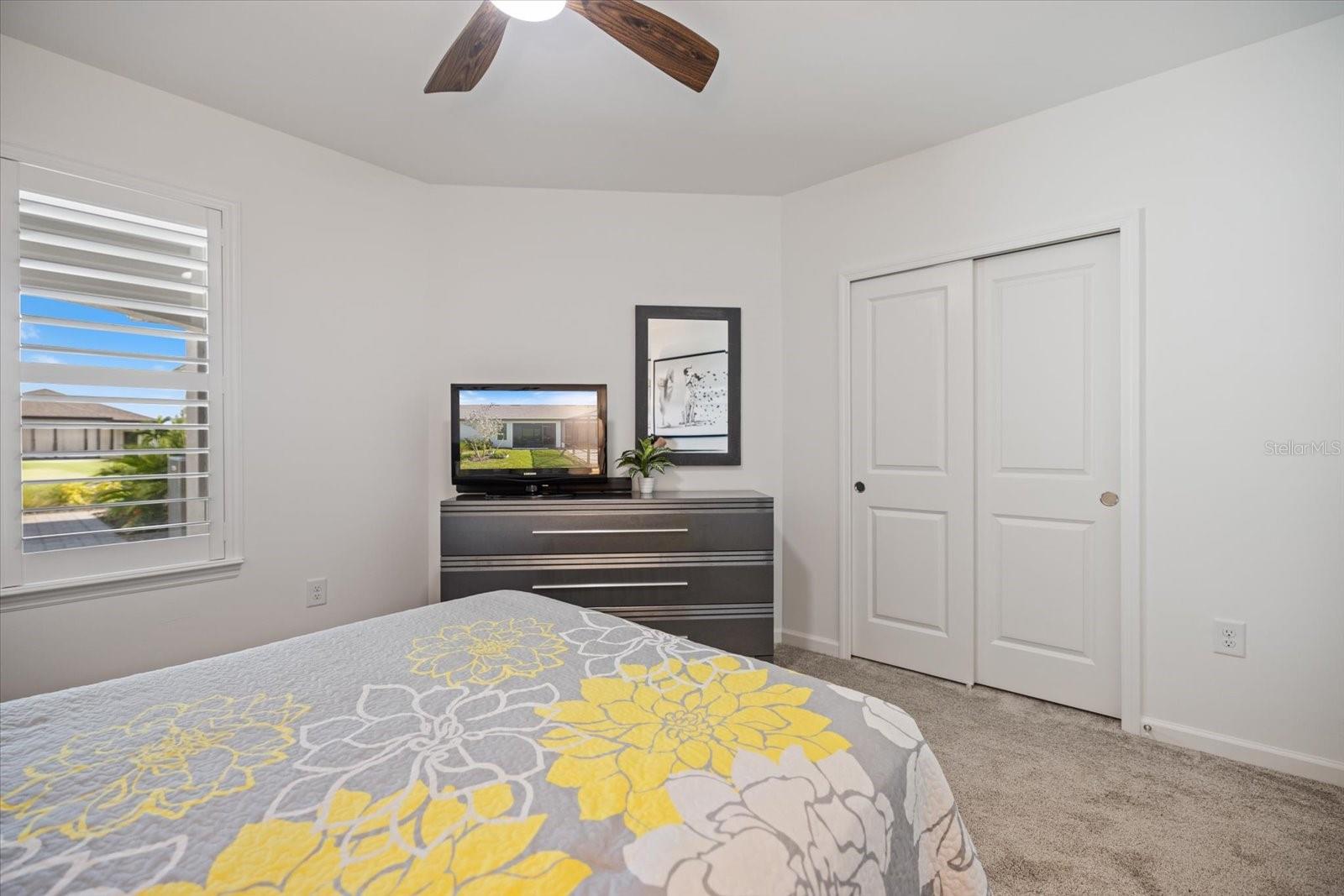 Image 26 of 35 For 6511 Silverstar Drive