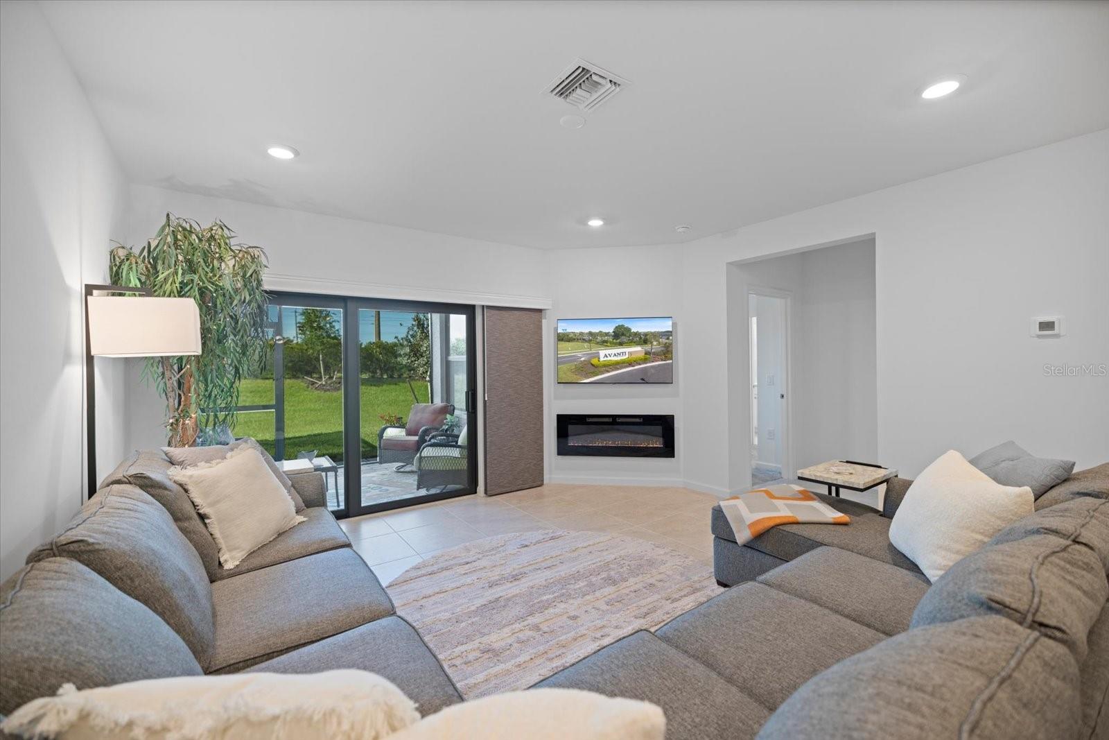 Image 7 of 35 For 6511 Silverstar Drive