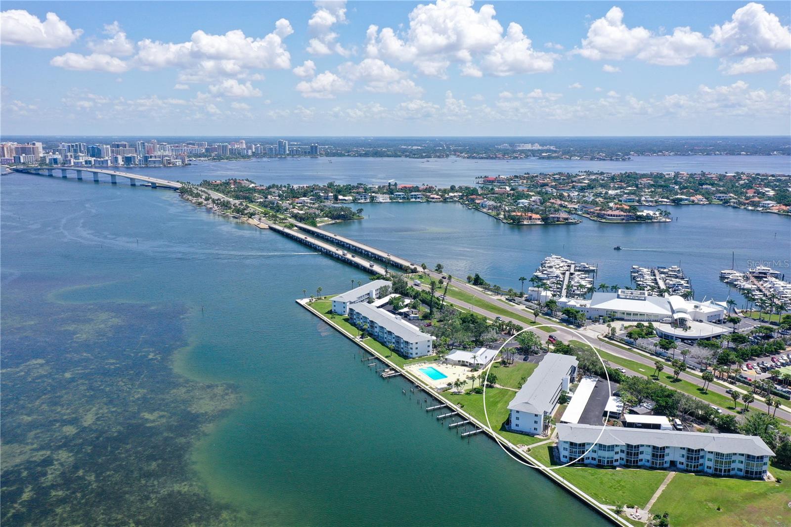 Image 27 of 59 For 771 John Ringling Boulevard 7