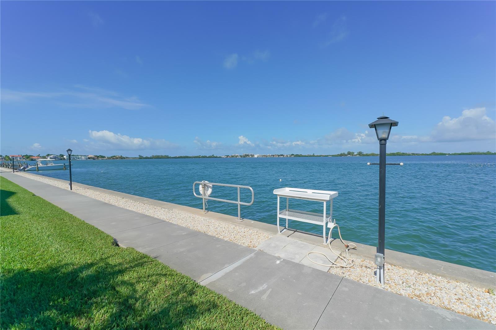 Image 44 of 59 For 771 John Ringling Boulevard 7