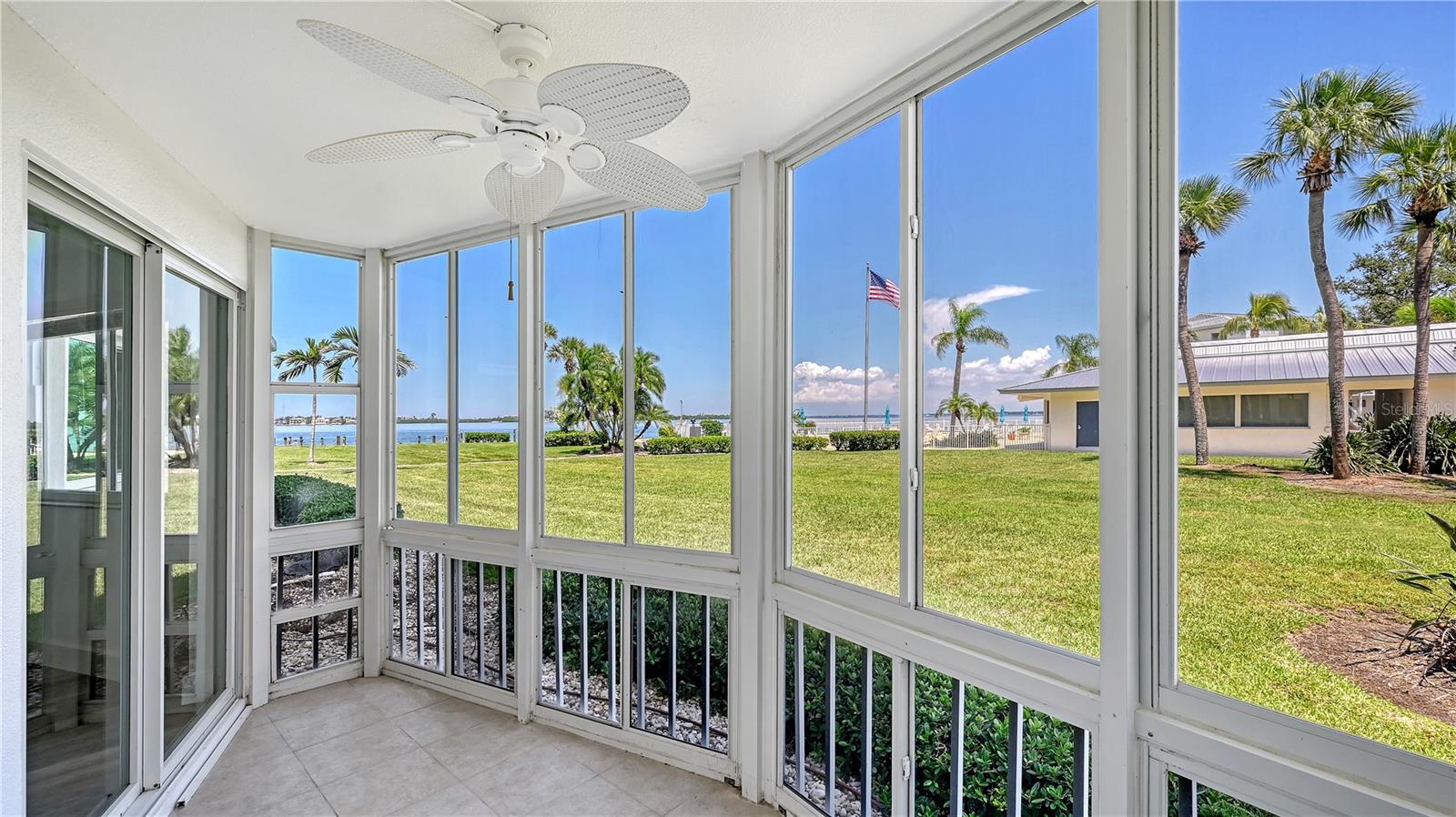 Image 8 of 59 For 771 John Ringling Boulevard 7