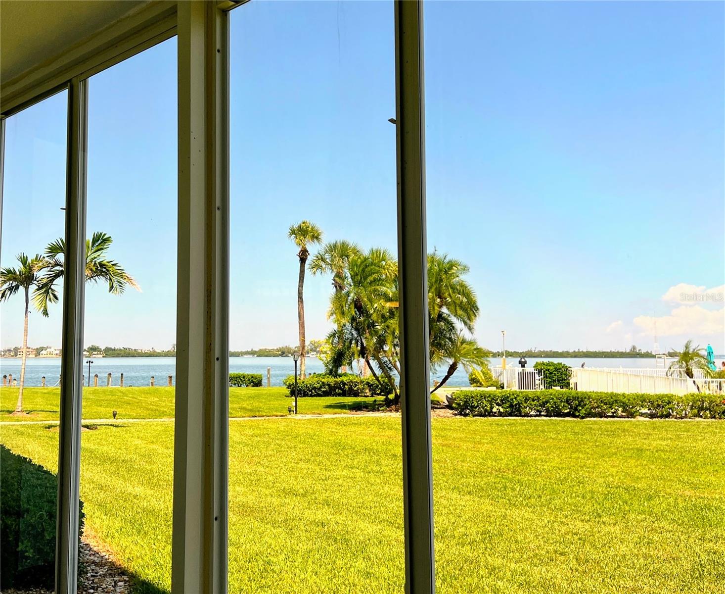Image 9 of 59 For 771 John Ringling Boulevard 7