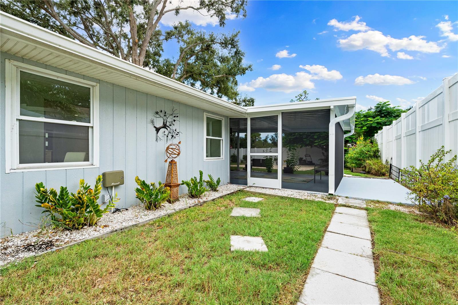 Image 46 of 46 For 1911 Upper Beechwood Avenue