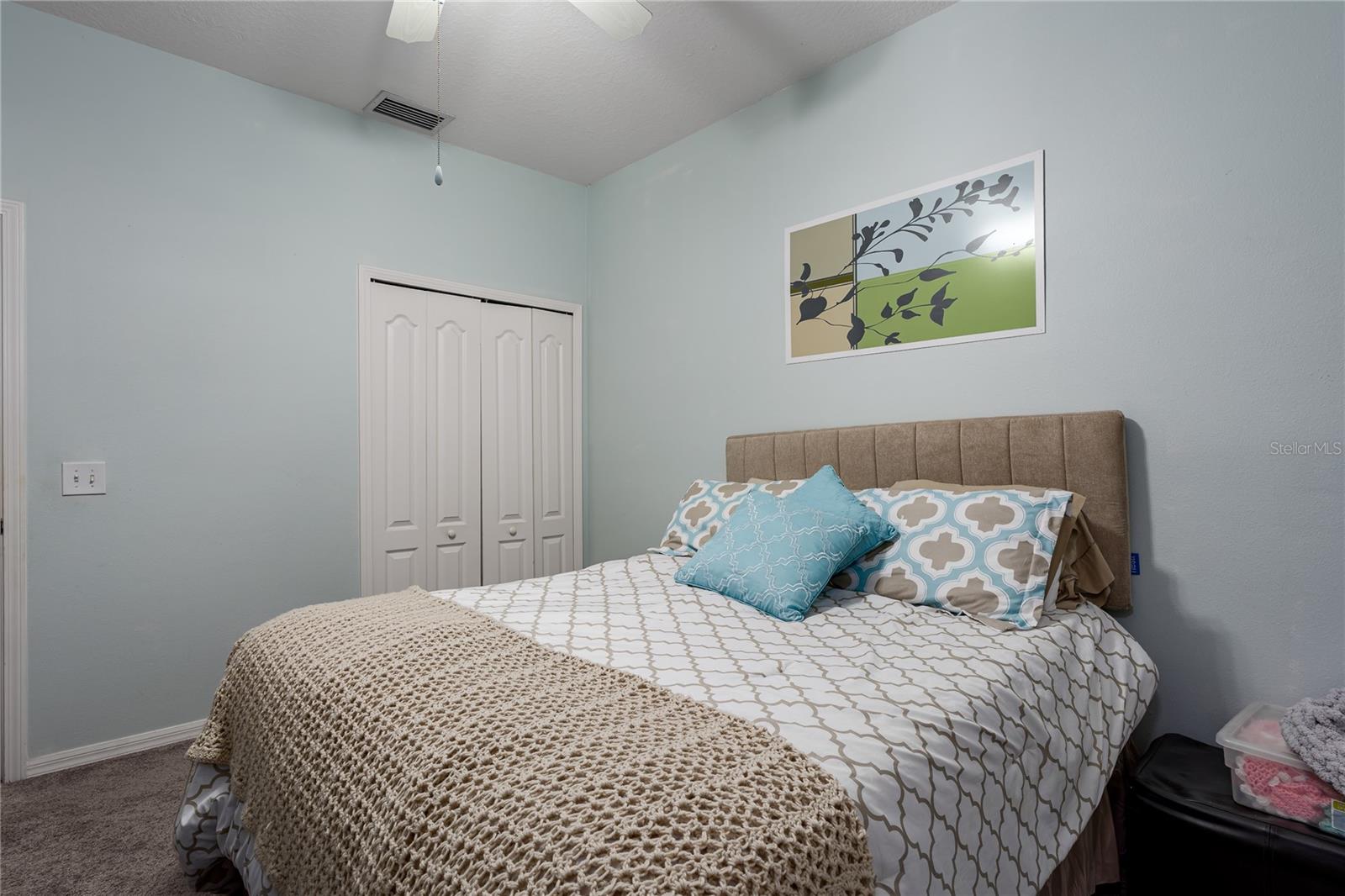 Image 17 of 31 For 6936 Surrey Oak Drive