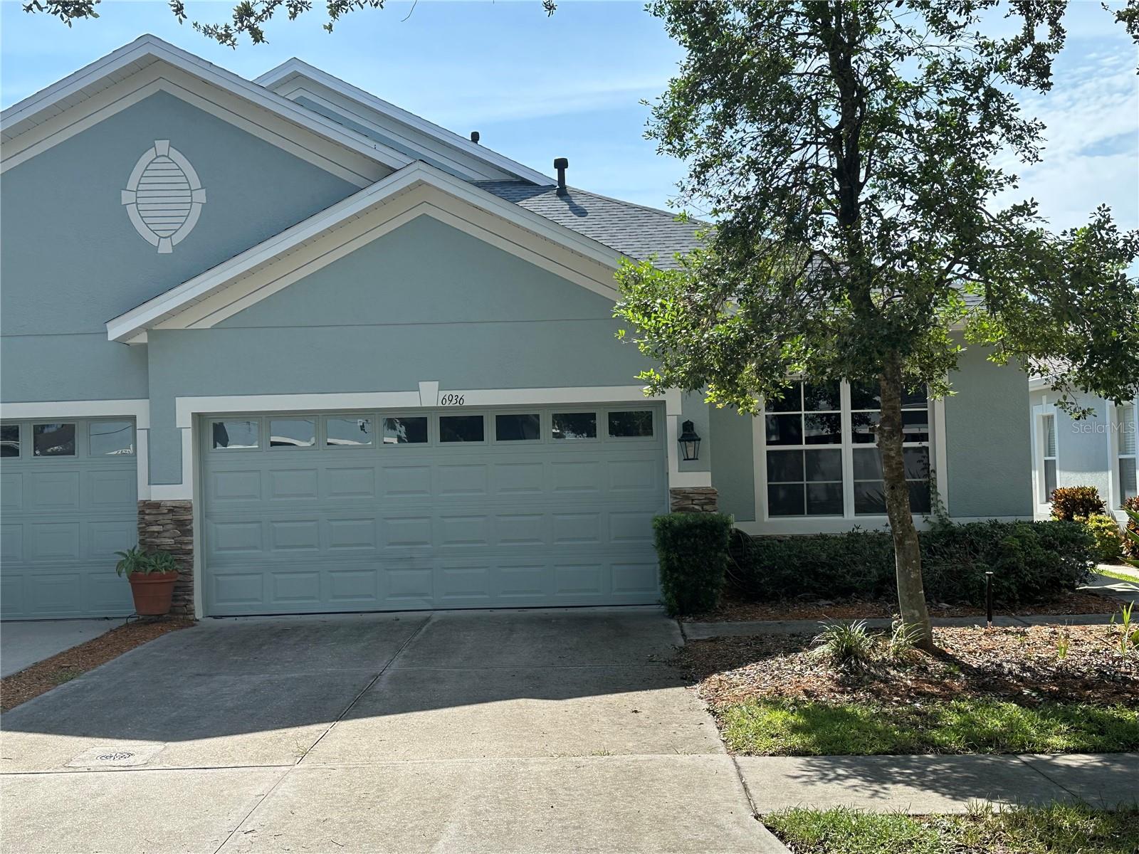 Image 2 of 31 For 6936 Surrey Oak Drive