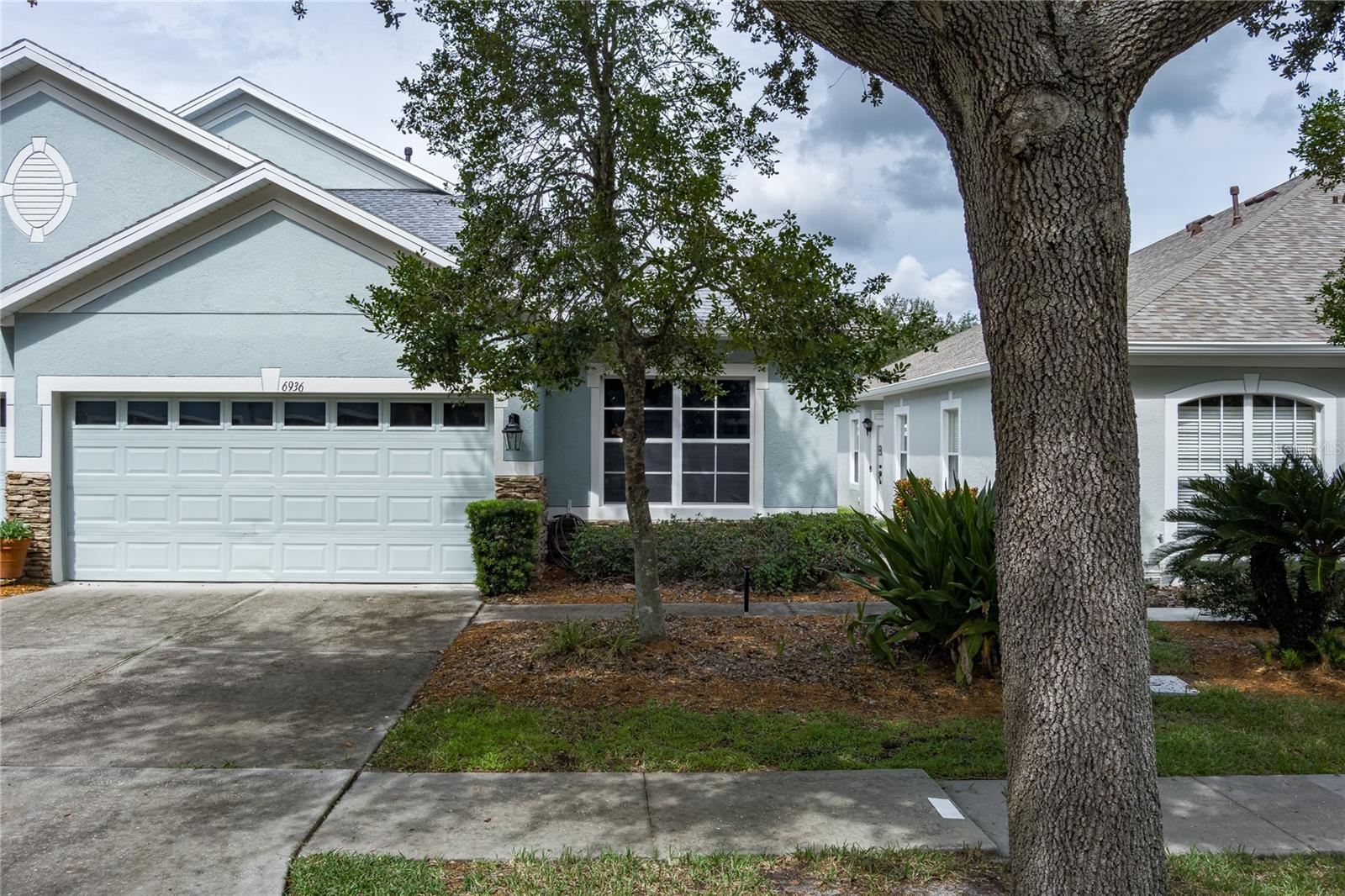 Image 22 of 31 For 6936 Surrey Oak Drive