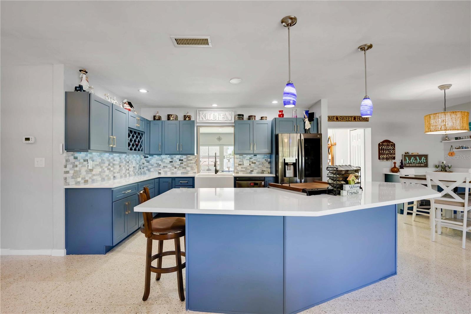 Image 13 of 67 For 5307 14th Avenue Drive W
