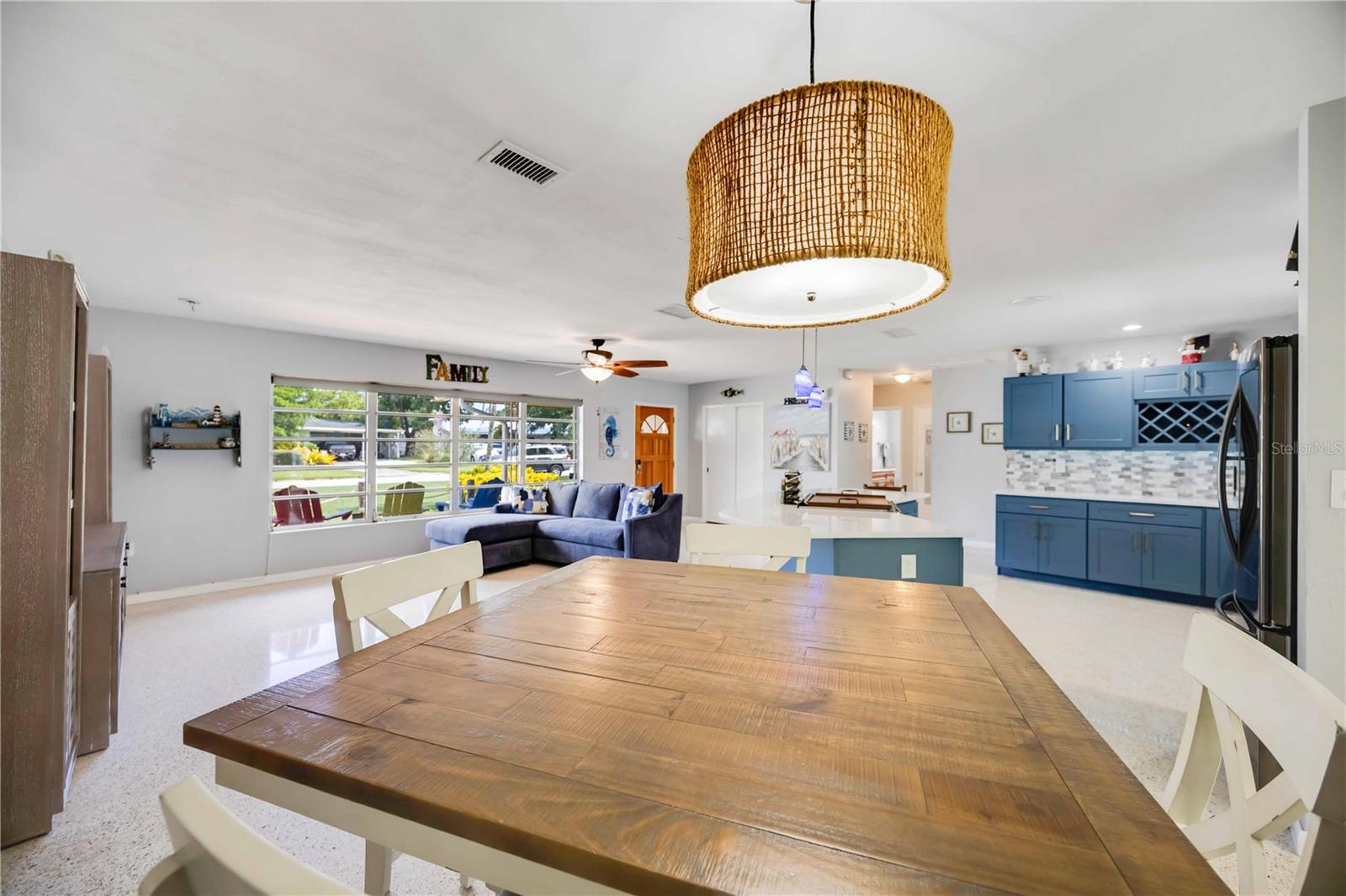 Image 21 of 67 For 5307 14th Avenue Drive W