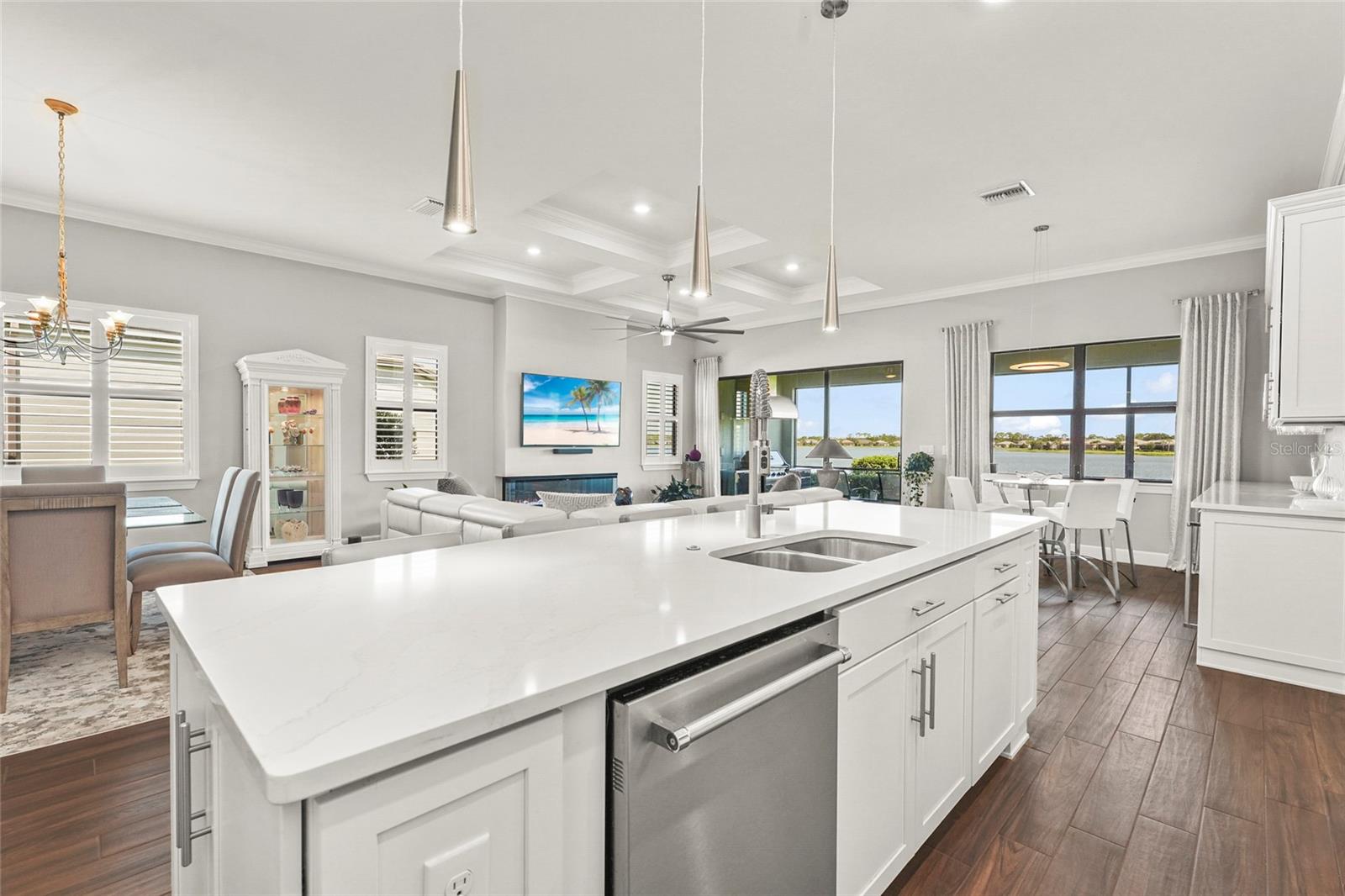 Image 15 of 92 For 7948 Grande Shores Drive