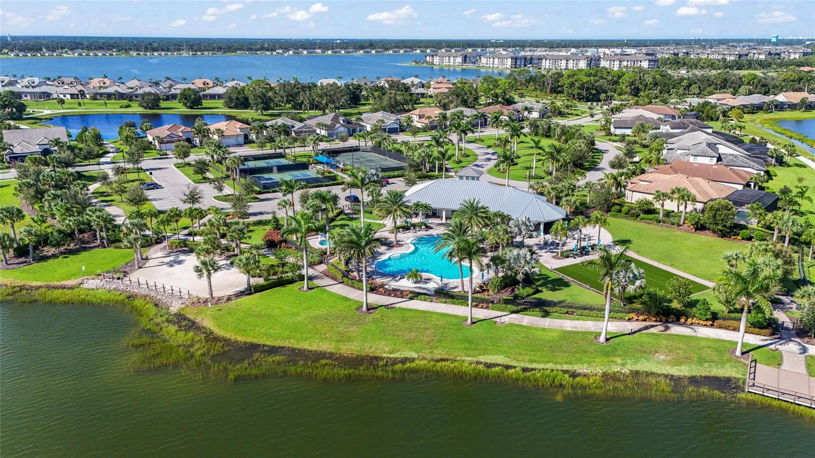 Image 65 of 92 For 7948 Grande Shores Drive