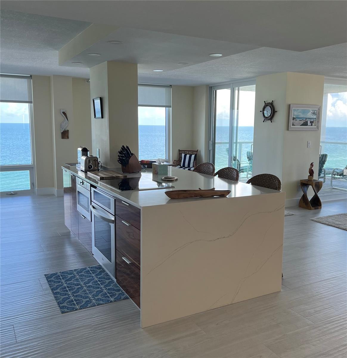 Image 3 of 34 For 2425 Gulf Of Mexico Drive 11f