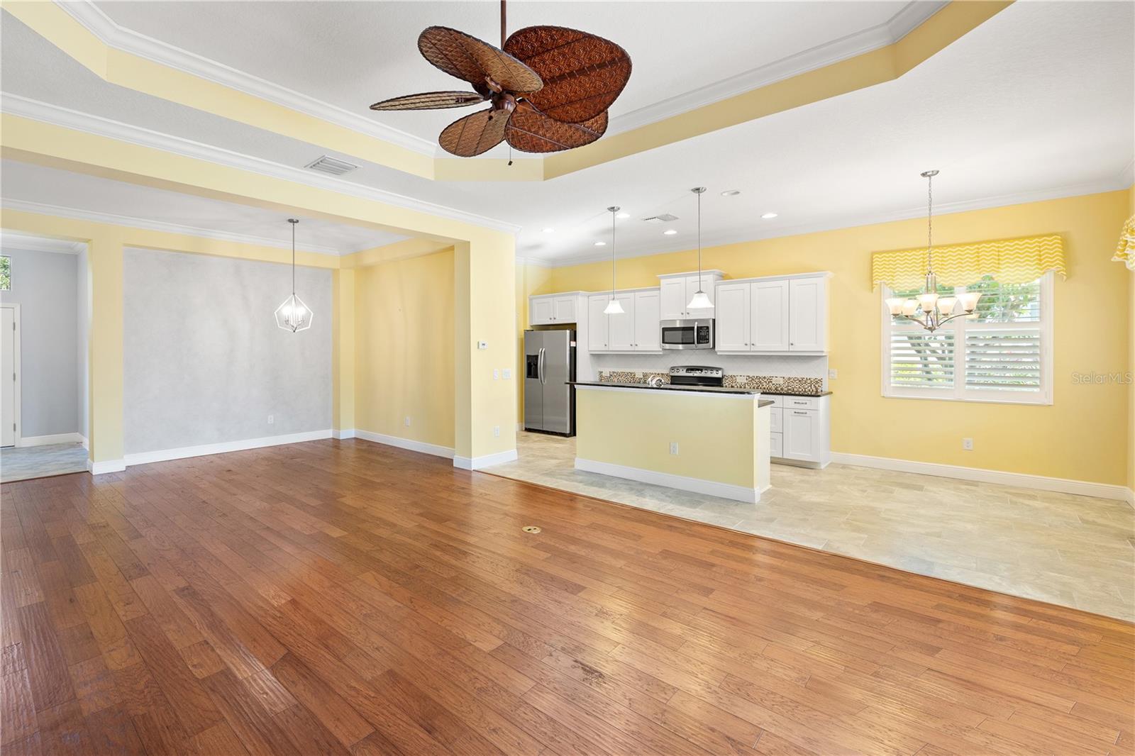 Image 17 of 48 For 14439 Stirling Drive
